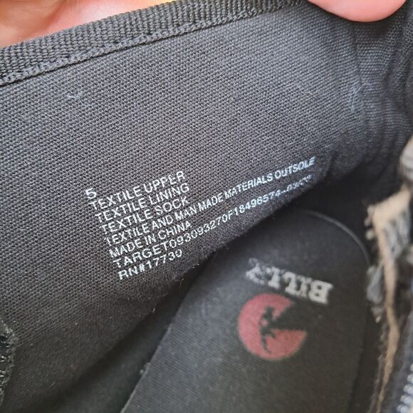 BILLY Footwear Kid Haring Hi-Top Sneaker Black Iridescent Cheetah 5 Adaptive Zip - Picture 7 of 8